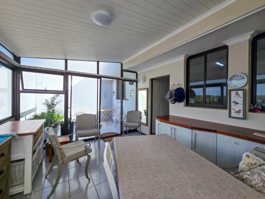 2 Bedroom Property for Sale in Stilbaai Wes Western Cape